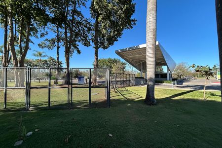 Fachada de kitnet/studio para alugar com 1 quarto, 80m² em Asa Norte, Brasília