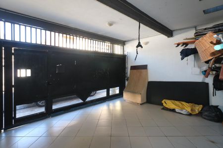 Garagem de casa à venda com 3 quartos, 270m² em Cerâmica, São Caetano do Sul