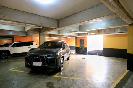 Apartamento à venda com 82m², 2 quartos e 2 vagas Apartamento à venda com 82m², 2 quartos e 2 vagasGaragem