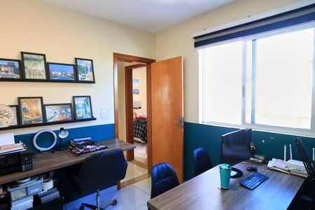 Apartamento à venda com 82m², 2 quartos e 2 vagas Apartamento à venda com 82m², 2 quartos e 2 vagasQuarto