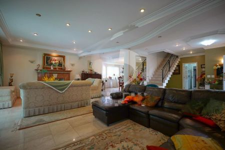 Casa à venda com 5 quartos, 440m² em Jardim Santa Helena, São Paulo