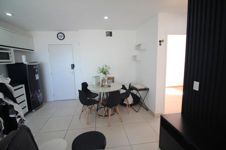 Apartamento para alugar com 50m², 2 quartos e 1 vagaSala
