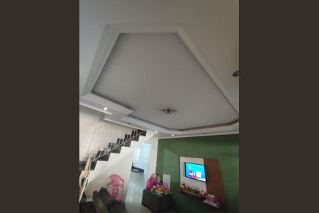 SALA DE ESTAR de casa à venda com 3 quartos, 100m² em Jardim Brasilia (Zona Leste), São Paulo