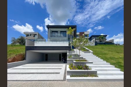 Casa de condomínio à venda com 335m², 3 quartos e 4 vagas Casa de condomínio à venda com 335m², 3 quartos e 4 vagasFoto 01