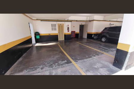Garagem de apartamento para alugar com 3 quartos, 70m² em Butantã, São Paulo