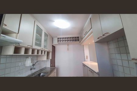 Apartamento para alugar com 70m², 3 quartos e 1 vaga
