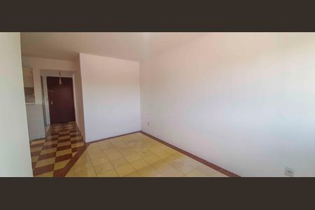 Apartamento para alugar com 70m², 3 quartos e 1 vaga