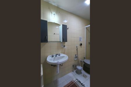 Apartamento para alugar com 70m², 2 quartos e 1 vaga Apartamento para alugar com 70m², 2 quartos e 1 vagaBanheiro