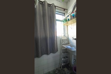 Apartamento para alugar com 70m², 2 quartos e 1 vaga Apartamento para alugar com 70m², 2 quartos e 1 vagaCozinha e Área de Serviço