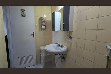 Apartamento para alugar com 70m², 2 quartos e 1 vaga Apartamento para alugar com 70m², 2 quartos e 1 vagaBanheiro