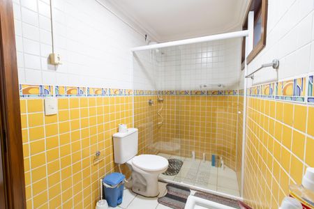 Casa à venda com 208m², 2 quartos e 2 vagas Casa à venda com 208m², 2 quartos e 2 vagasBanheiro da Suíte 1