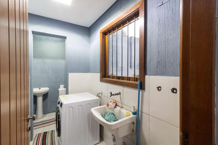 Lavanderia de casa à venda com 2 quartos, 208m² em Hípica, Porto Alegre