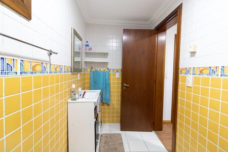 Casa à venda com 208m², 2 quartos e 2 vagas Casa à venda com 208m², 2 quartos e 2 vagasBanheiro da Suíte 1