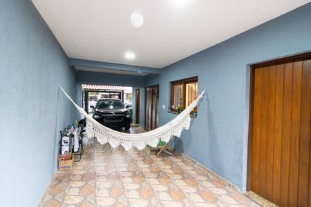 Garagem de casa à venda com 2 quartos, 208m² em Hípica, Porto Alegre