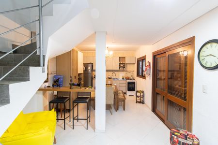 Casa à venda com 208m², 2 quartos e 2 vagas Casa à venda com 208m², 2 quartos e 2 vagasCozinha