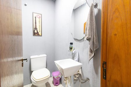 Casa à venda com 208m², 2 quartos e 2 vagas Casa à venda com 208m², 2 quartos e 2 vagasLavabo