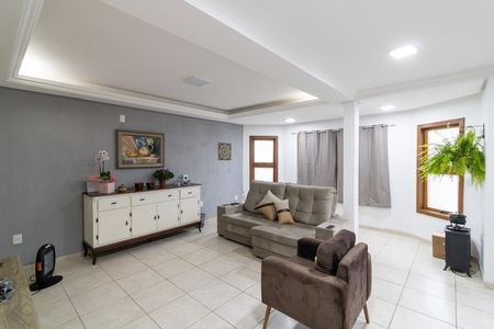 Sala de casa à venda com 2 quartos, 208m² em Hípica, Porto Alegre