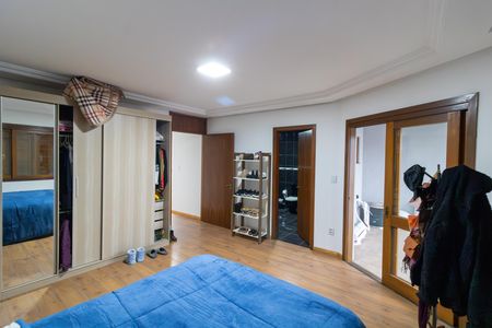 Casa à venda com 208m², 2 quartos e 2 vagas Casa à venda com 208m², 2 quartos e 2 vagasSuíte 2