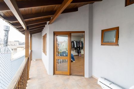Varanda de casa à venda com 2 quartos, 208m² em Hípica, Porto Alegre