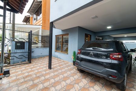 Casa à venda com 208m², 2 quartos e 2 vagas Casa à venda com 208m², 2 quartos e 2 vagasGaragem
