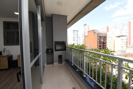 Sacada de apartamento à venda com 2 quartos, 147m² em Centro, Curitiba