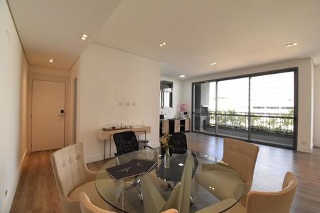 Apartamento à venda com 147m², 2 quartos e 2 vagasSala e Cozinha