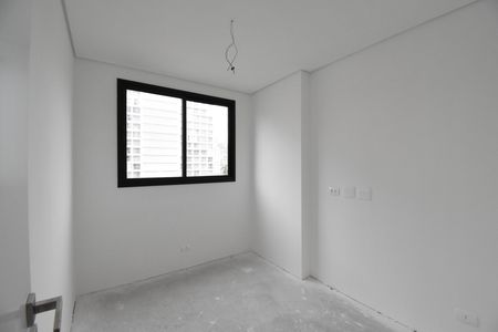 Quarto 2 de apartamento à venda com 2 quartos, 51m² em Centro, Curitiba