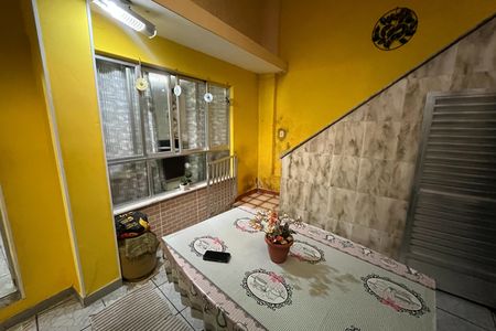 Area de casa à venda com 3 quartos, 328m² em Portuguesa, Rio de Janeiro
