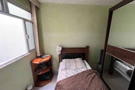 Casa à venda com 328m², 3 quartos e 2 vagas Casa à venda com 328m², 3 quartos e 2 vagasQuarto 2