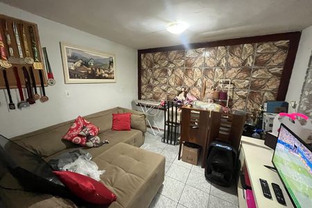 Casa à venda com 328m², 3 quartos e 2 vagas Casa à venda com 328m², 3 quartos e 2 vagasSala casa dois