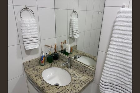 Banheiro de apartamento para alugar com 1 quarto, 54m² em Jardim Sao Luiz, Ribeirão Preto