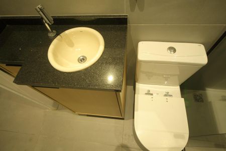 Casa para alugar com 120m², 4 quartos e 2 vagasBanheiro 