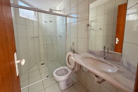Apartamento para alugar com 200m², 3 quartos e 1 vaga Apartamento para alugar com 200m², 3 quartos e 1 vagaBanheiro 2