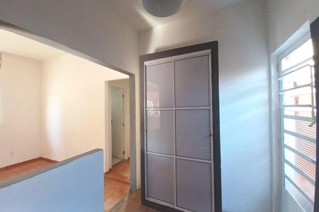 Casa para alugar com 250m², 2 quartos e 3 vagas Casa para alugar com 250m², 2 quartos e 3 vagasCozinha