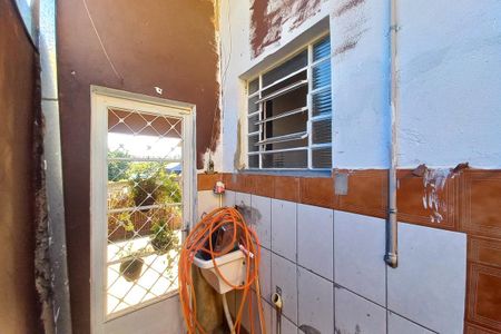 Casa para alugar com 250m², 2 quartos e 3 vagas Casa para alugar com 250m², 2 quartos e 3 vagasÁrea de Serviço