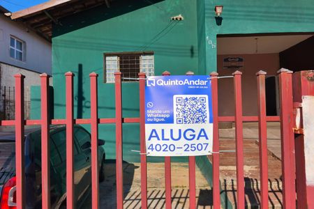 Casa para alugar com 250m², 2 quartos e 3 vagas Casa para alugar com 250m², 2 quartos e 3 vagasFachada