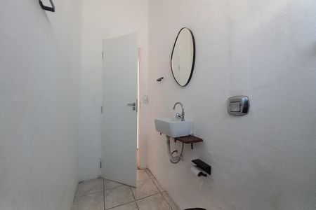 Casa para alugar com 250m², 2 quartos e 3 vagas Casa para alugar com 250m², 2 quartos e 3 vagasBanheiro