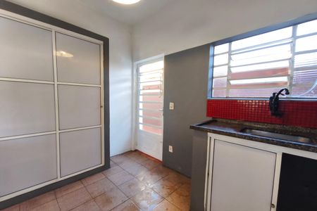 Cozinha de casa para alugar com 2 quartos, 250m² em Parque Jambeiro, Campinas