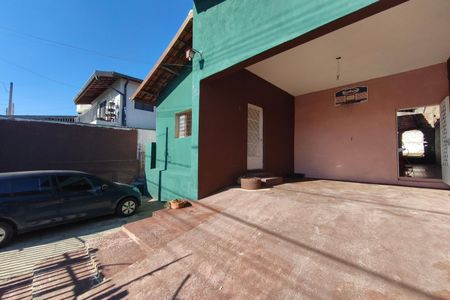 Quintal - Garagem de casa para alugar com 2 quartos, 250m² em Parque Jambeiro, Campinas