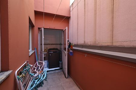 Apartamento à venda com 84m², 3 quartos e 2 vagas Apartamento à venda com 84m², 3 quartos e 2 vagasLavanderia