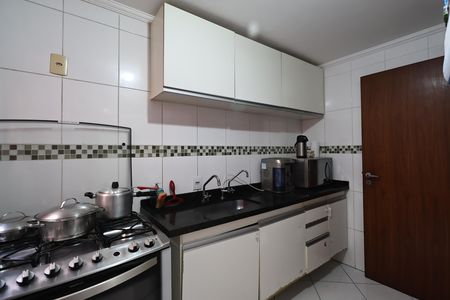 Apartamento à venda com 84m², 3 quartos e 2 vagas Apartamento à venda com 84m², 3 quartos e 2 vagasCozinha