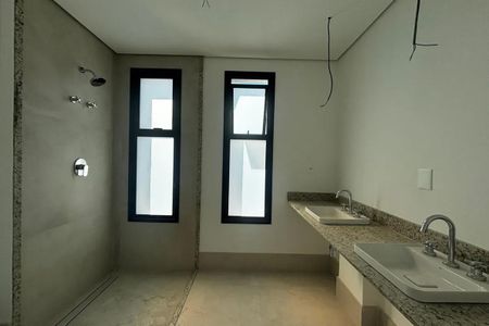 Apartamento à venda com 198m², 3 quartos e 3 vagas