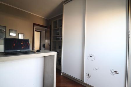 Apartamento à venda com 148m², 3 quartos e 2 vagasQuarto 3