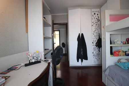 Apartamento à venda com 148m², 3 quartos e 2 vagasQuarto 2