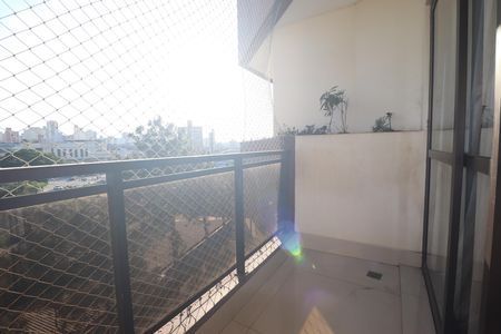 Apartamento à venda com 148m², 3 quartos e 2 vagasVaranda Sala