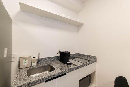 Cozinha de apartamento para alugar com 1 quarto, 27m² em Bela Vista, São Paulo