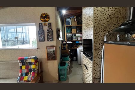 Apartamento à venda com 74m², 2 quartos e 1 vaga Apartamento à venda com 74m², 2 quartos e 1 vagaCobertura