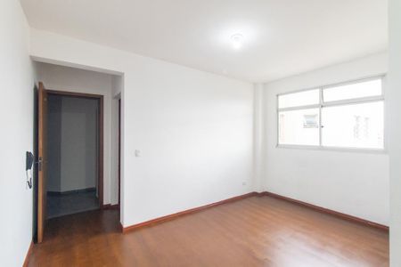 Apartamento para alugar com 75m², 3 quartos e 1 vaga Apartamento para alugar com 75m², 3 quartos e 1 vagaSala