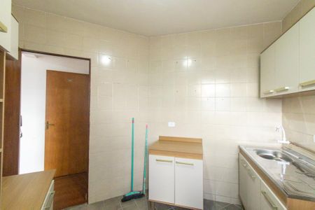 Apartamento para alugar com 75m², 3 quartos e 1 vaga Apartamento para alugar com 75m², 3 quartos e 1 vagaCozinha e Área de Serviço