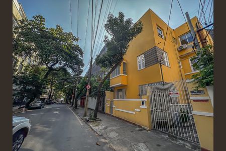 Apartamento à venda com 45m², 1 quarto e sem vaga